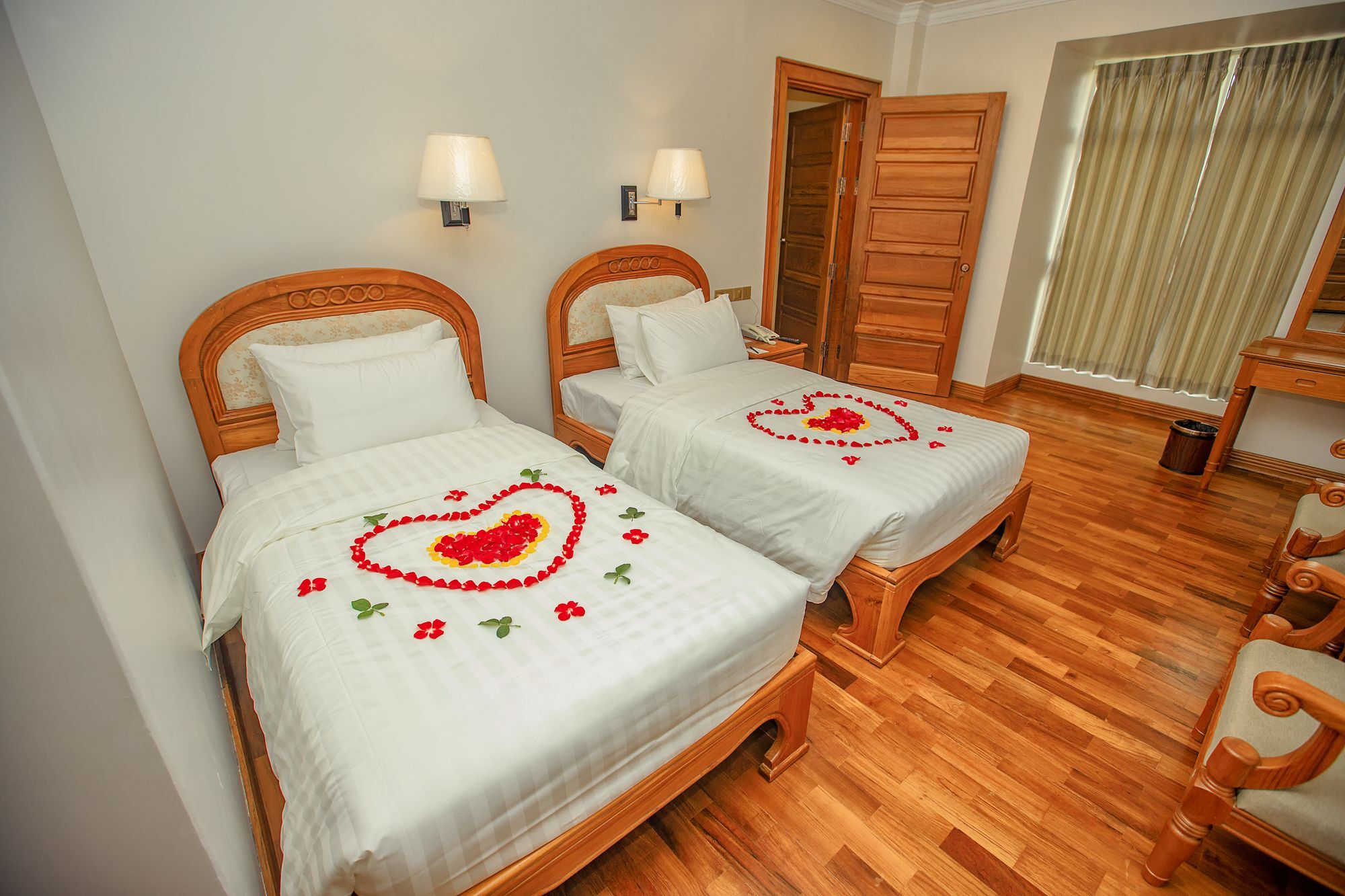 Mandalay Lodge Hotel Екстериор снимка