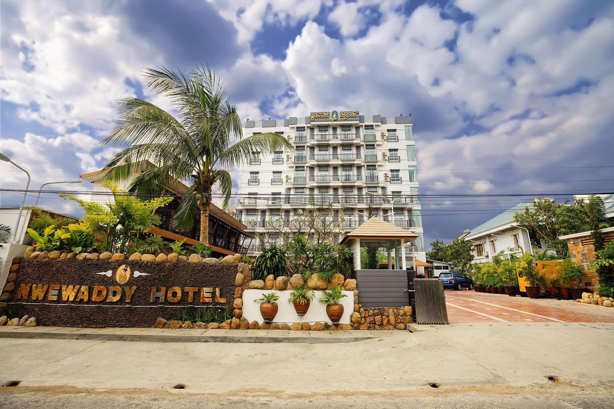 Mandalay Lodge Hotel Екстериор снимка